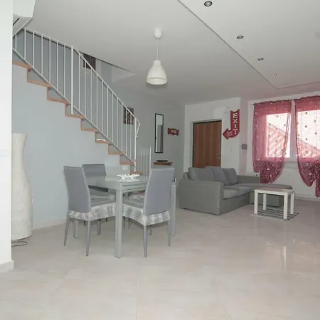 شقة Casa Simone سانتو ستيفانو دي ماجرا